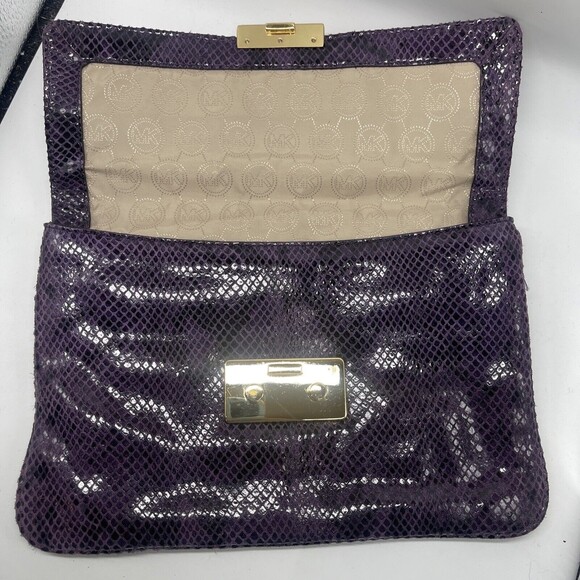 Michael Kors Sloan Purple Leather Snake Print Large Clutch - Picture 6 of 8